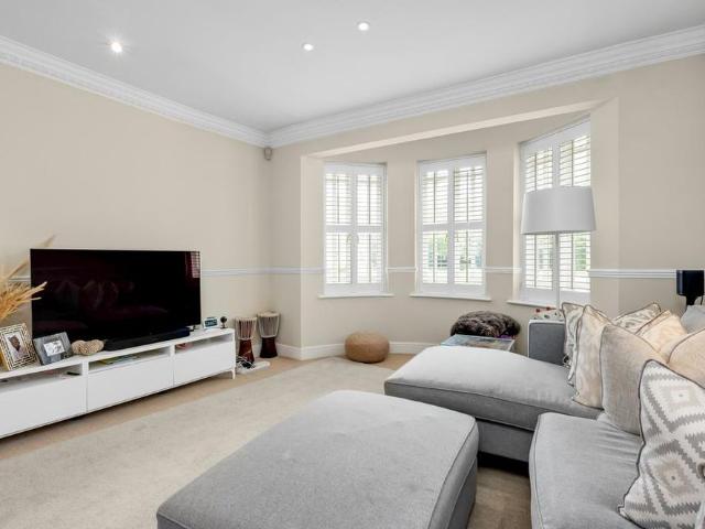 House for rent in Blackhills, Surrey