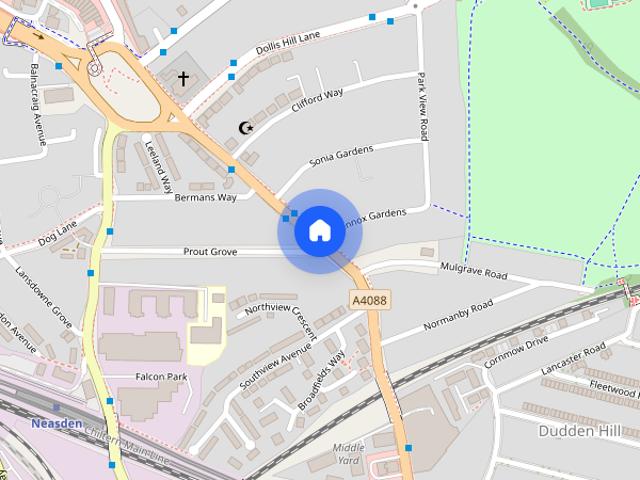 Townhouse for rent in Dudden Hill, Greater London