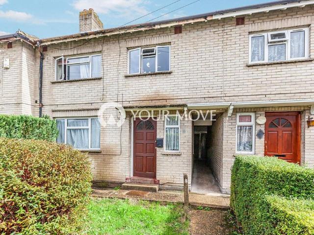 House for rent in Egham Wick, Row Town