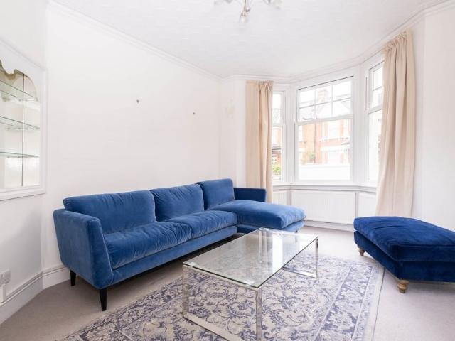 House for rent in Wandsworth, Cat Hill
