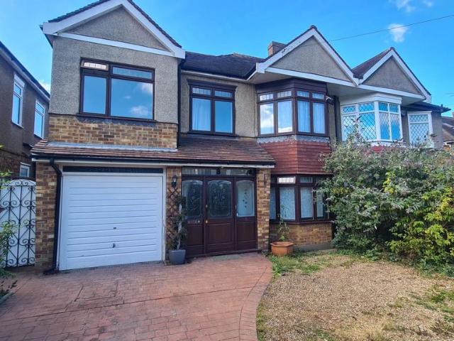 House for rent in Chigwell, Epping