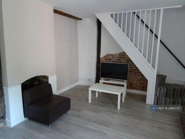 House for rent in St. Mildred's, The Bridge