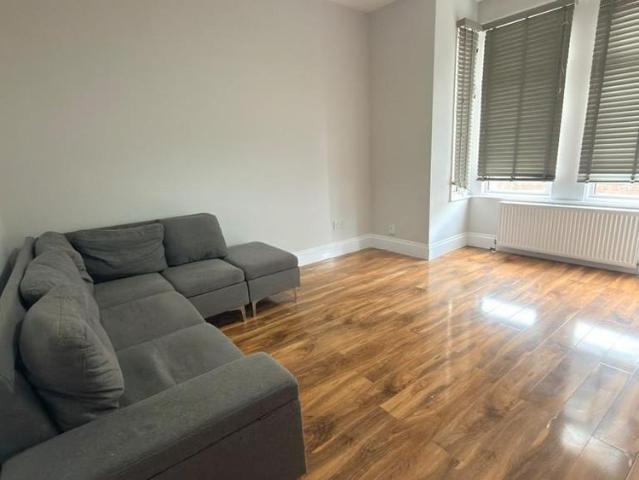 House for rent in Gants Hill, Greater London
