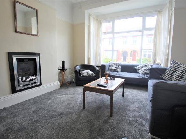 House for rent in Beckett Park, Leeds