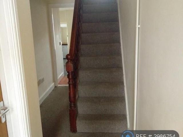 House for rent in Nangreaves, Wales