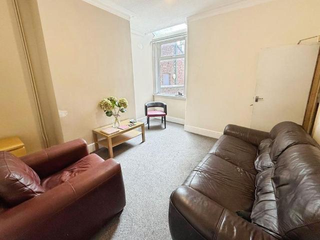 House for rent in Victoria Park, Manchester