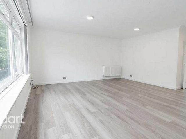 House for rent in London Borough of Croydon, Waddon