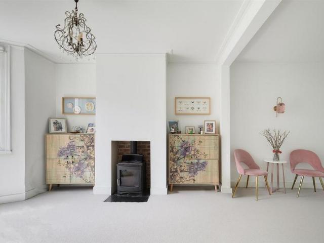 House for rent in Strand-on-the-Green, Greater London