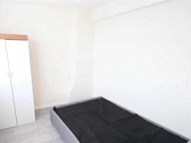 House for rent in Becontree, Greater London