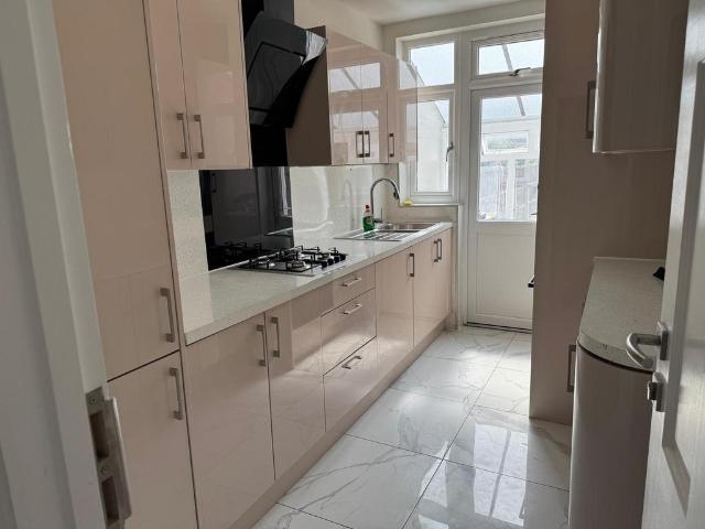House for rent in Newbury Park, Greater London