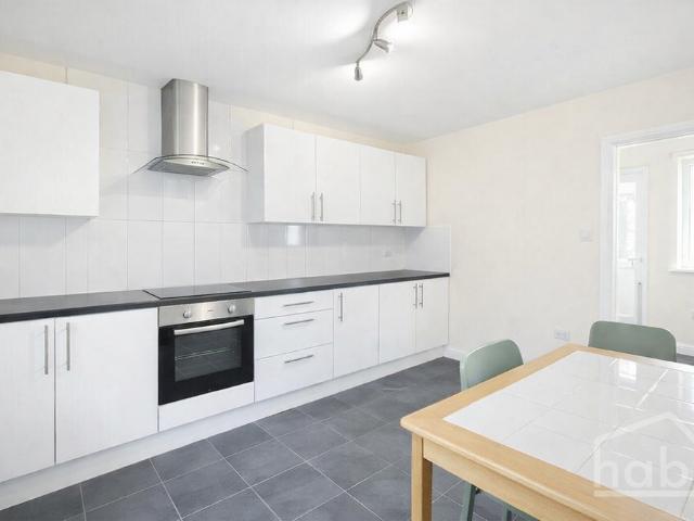 House for rent in Lakenham, East Bank