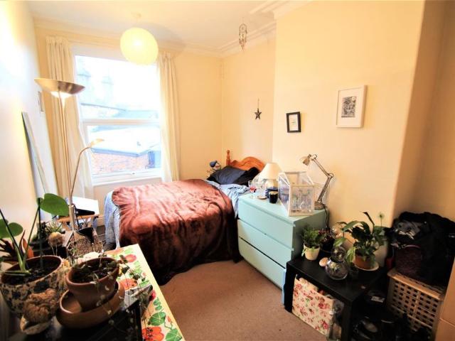 House for rent in Beckett Park, Headingley