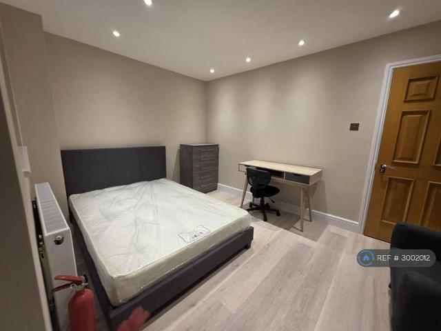 House for rent in Friern Barnet, Greater London