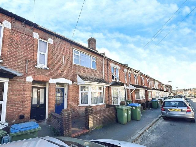 House for rent in The Polygon, City Of Southampton