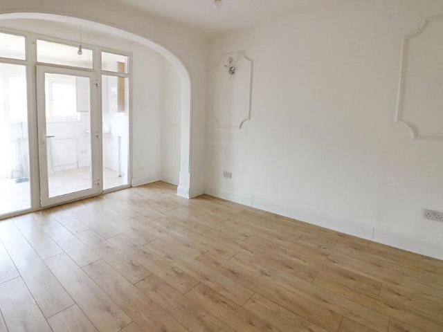 House for rent in Loxford, Greater London