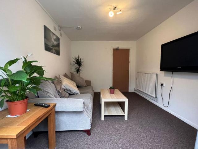 House for rent in Sleepers' Hill, Hampshire
