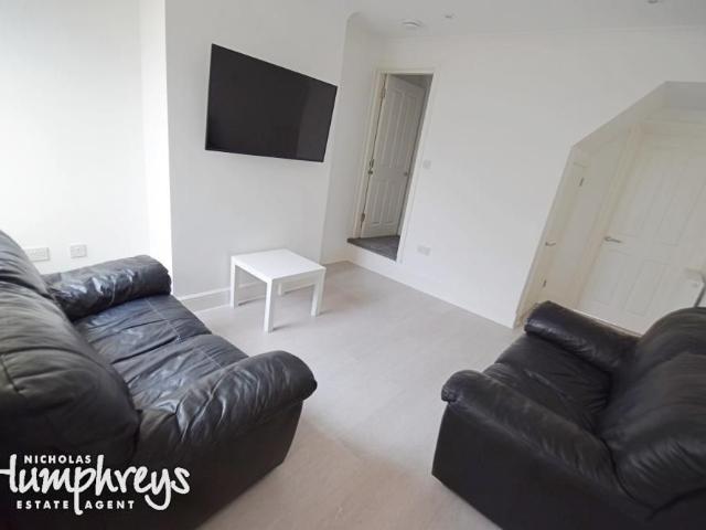 House for rent in Stoke, Stoke-on-Trent