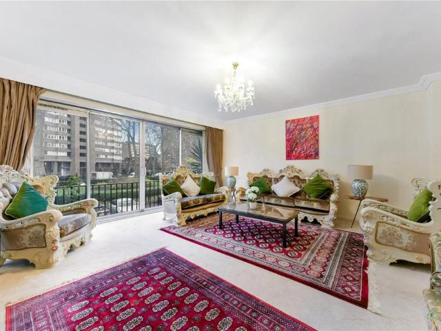 House for rent in Paddington, Greater London