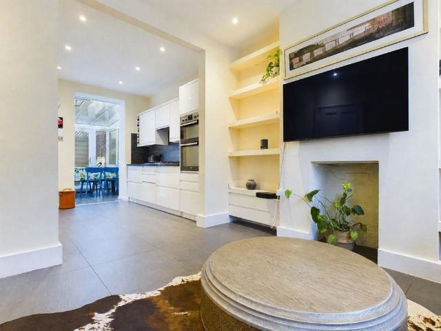 House for rent in Whitehawk, Brighton & Hove