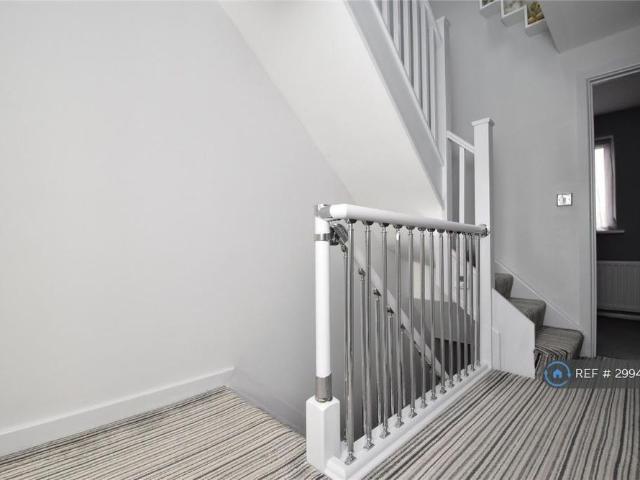 House for rent in Hawley, Monks Orchard