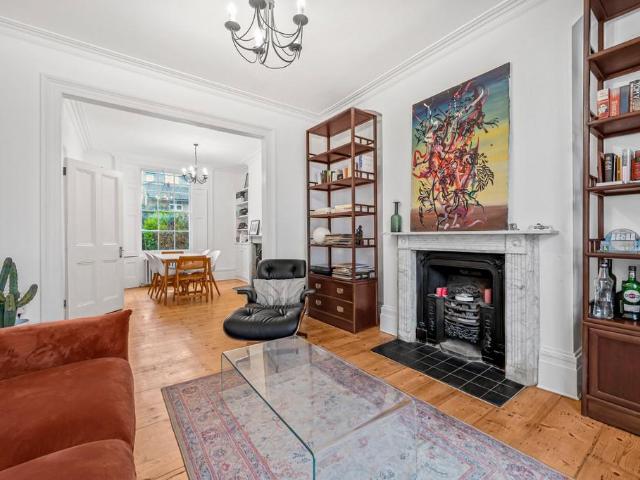 House for rent in Islington, Greater London