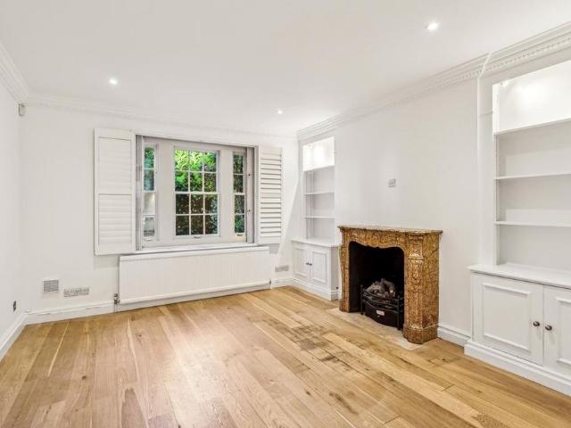 House for rent in Royal Borough of Kensington and Chelsea, Greater London