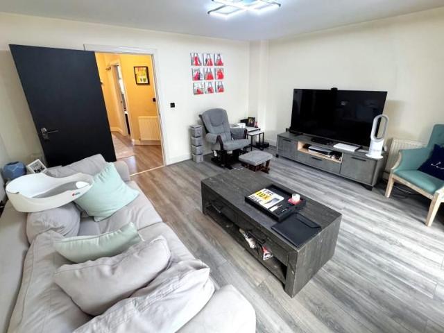House for rent in Addlestone, Runnymede