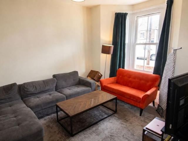 House for rent in Bromley-by-Bow, Greater London
