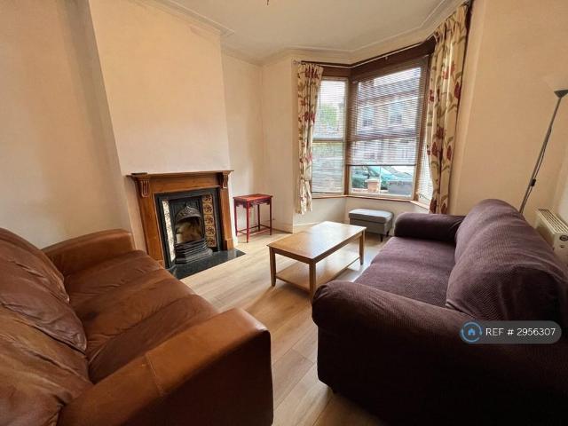 House for rent in London Borough of Lewisham, Greater London