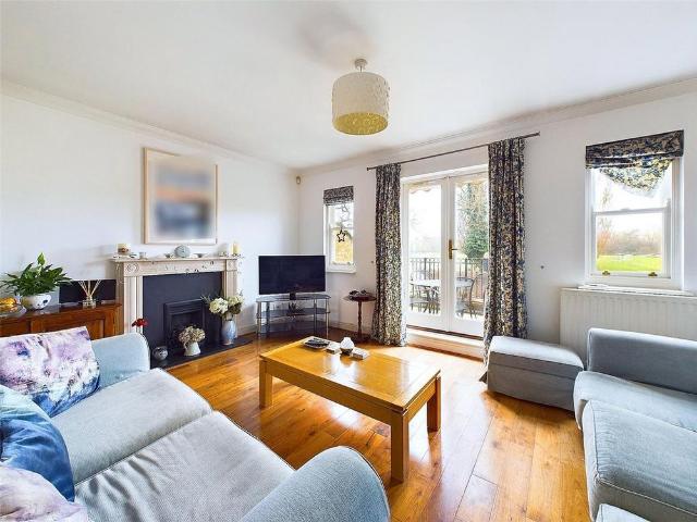 House for rent in Hampton Hill, Greater London