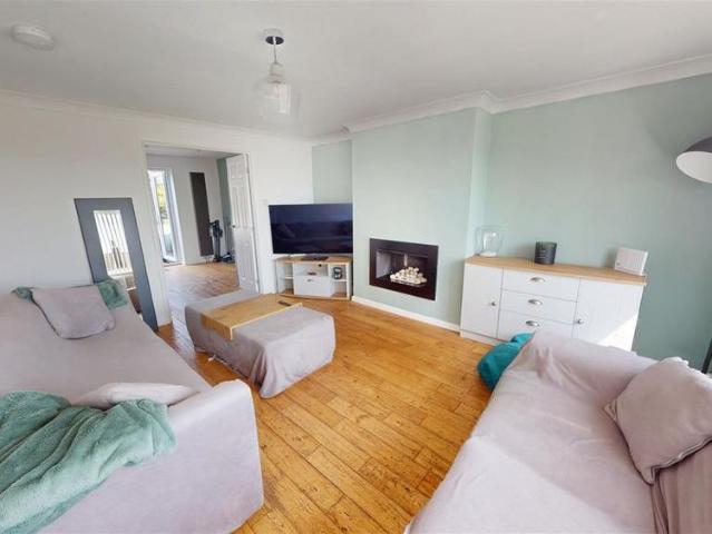House for rent in Northowram, Calderdale
