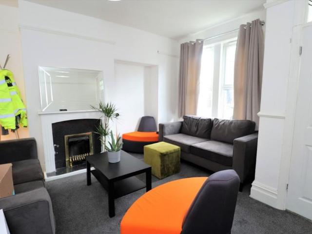 House for rent in Armley, West Yorkshire