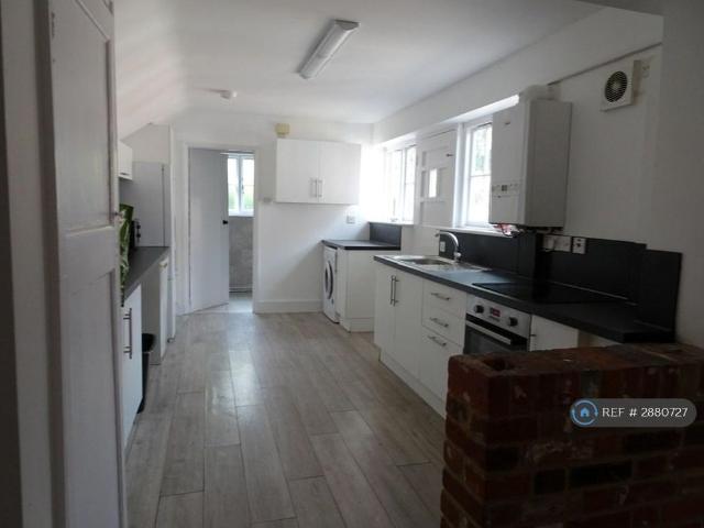 House for rent in St. Mildred's, The Bridge