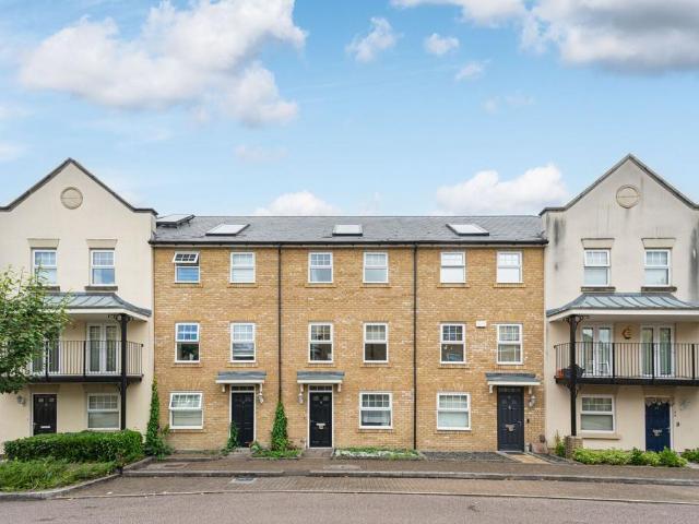 House for rent in Greater London