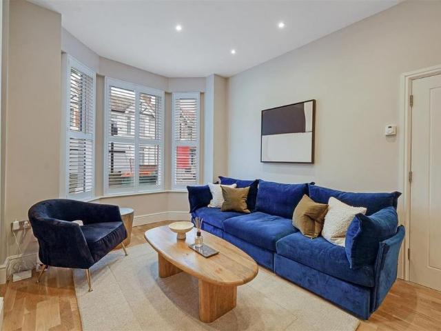 House for rent in Beckton, Greater London