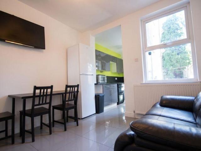 House for rent in Metchley, Birmingham