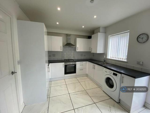 House for rent in Old Trafford, Trafford Park