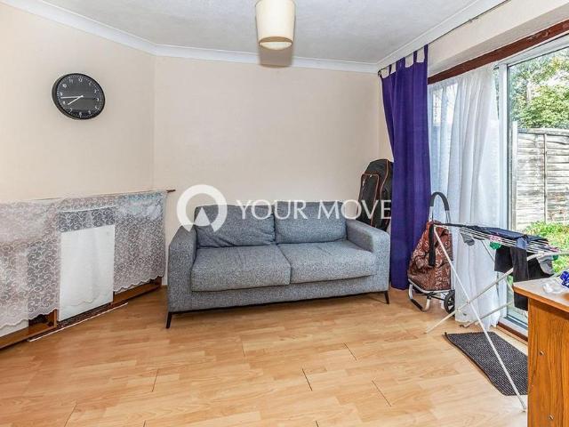 House for rent in Egham Wick, Row Town