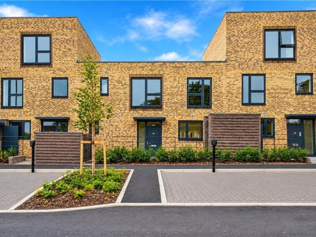 House for rent in London Borough of Bexley, Greater London