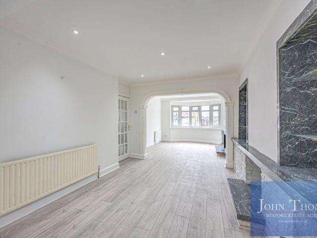 House for rent in Chigwell, Epping