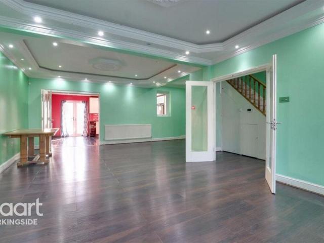 House for rent in Barkingside, Greater London