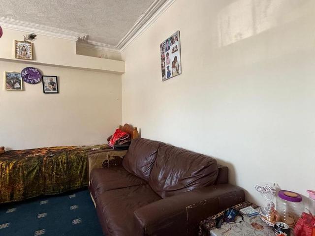 House for rent in Spring Park, Luton