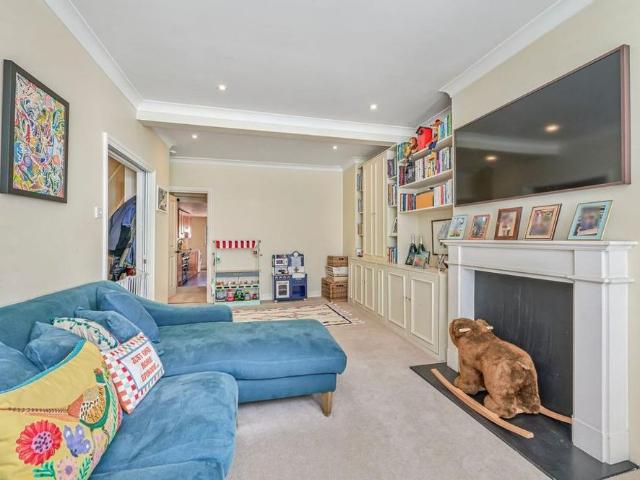 House for rent in Battersea, Greater London