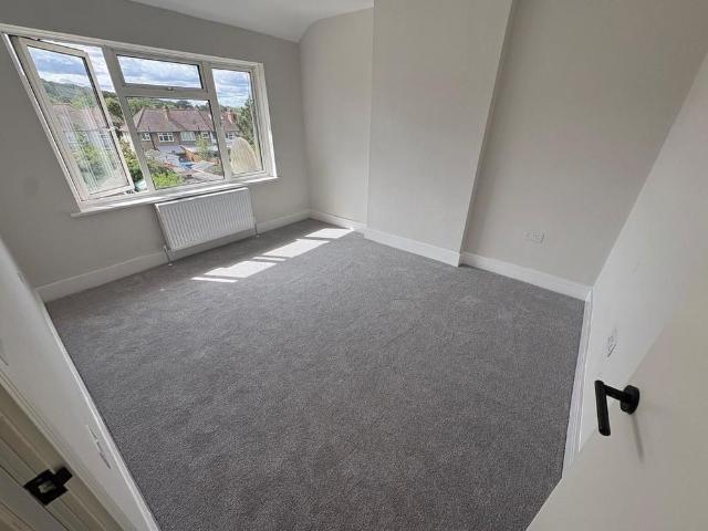House for rent in London Borough of Ealing, Greater London