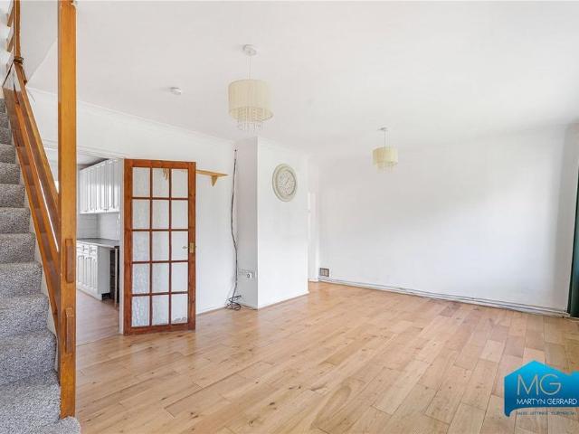 House for rent in London Borough of Barnet, Greater London