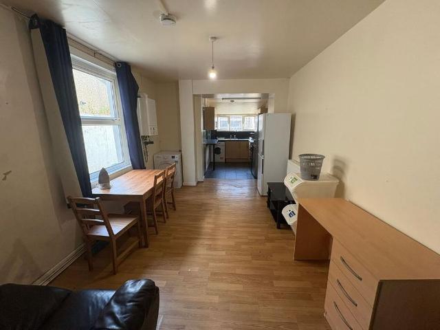 House for rent in Brynmill, Swansea