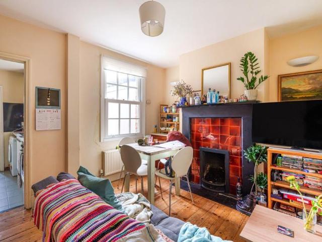 House for rent in Robin Hood, The Slade