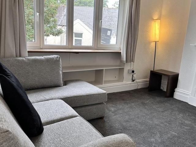 House for rent in Nangreaves, Wales