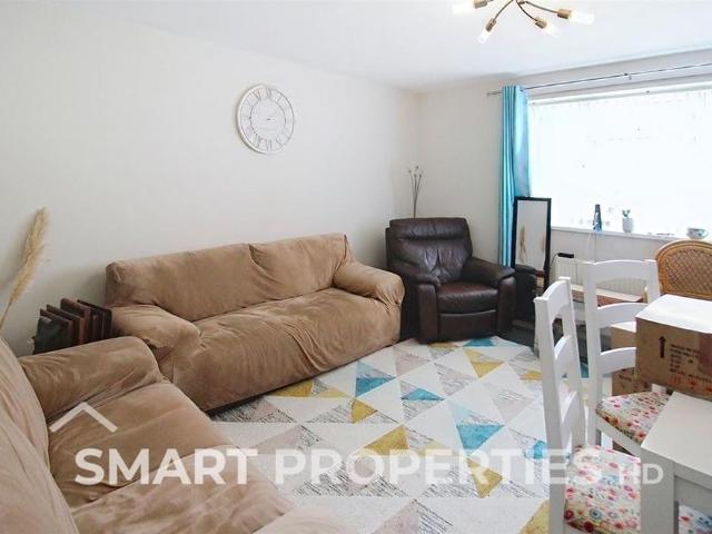 House for rent in Huddersfield, West Yorkshire