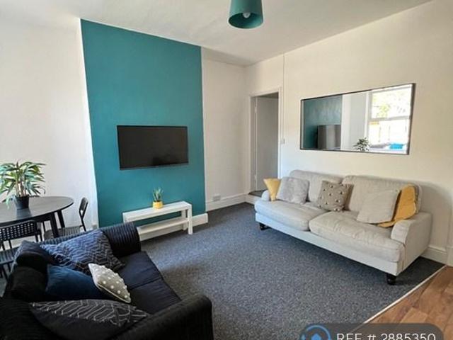Room for rent in New Normanton, East Midlands